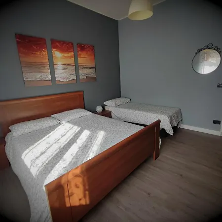 公寓 Dianostellamarina *